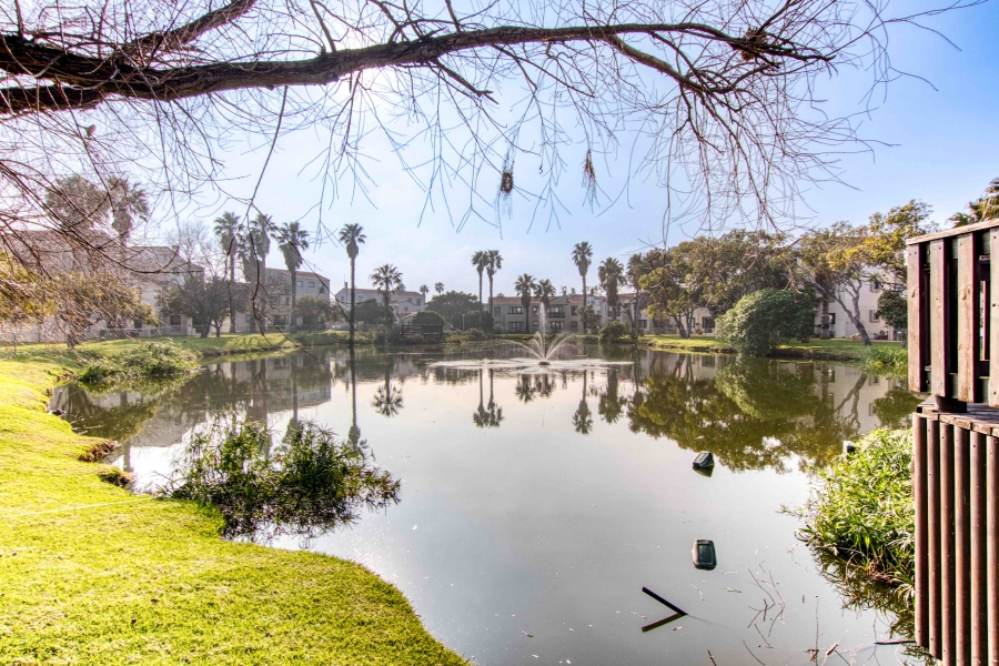 1 Bedroom Property for Sale in Greenways Golf Estate Western Cape